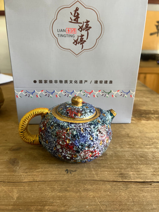Big golden pot